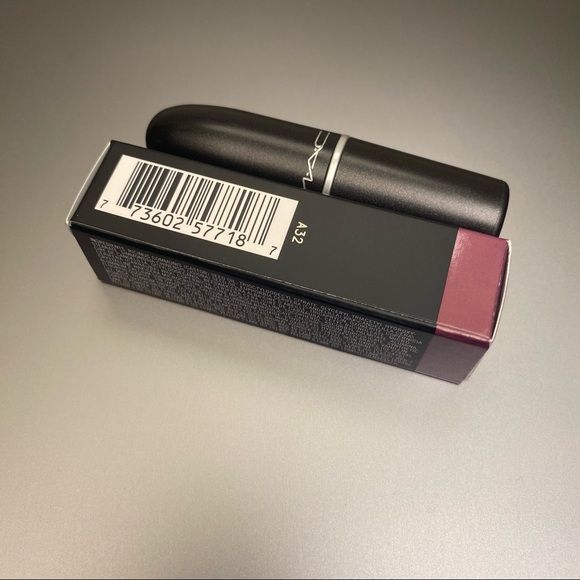 MAC Odyssey Lipstick ~ frost 312 ~ discontinued - Picture 4 of 12